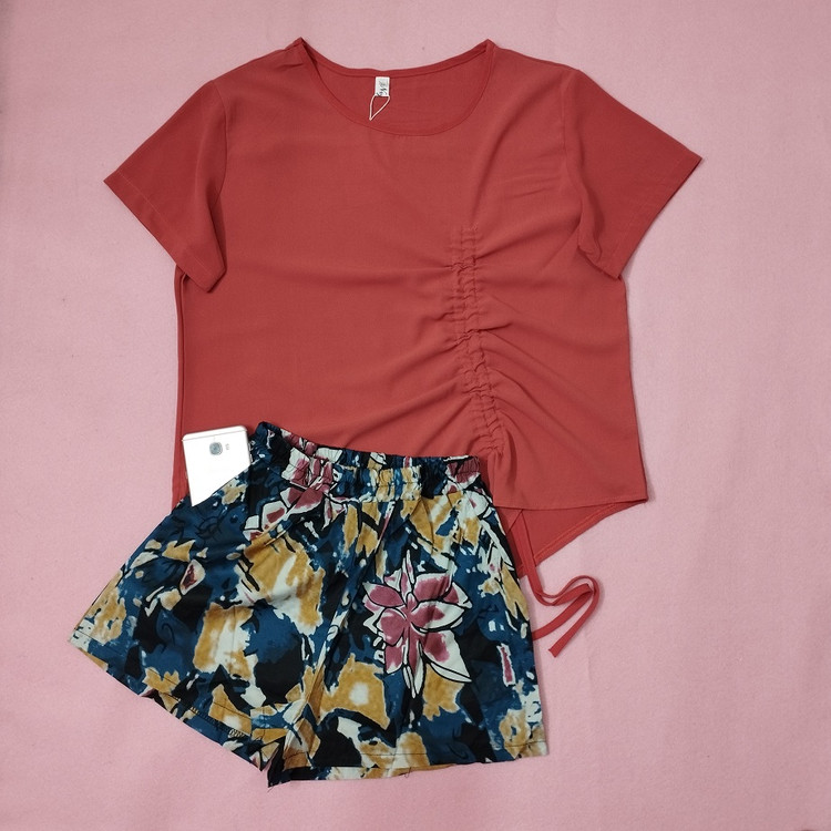 ست تیشرت و شورتک